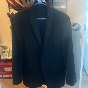 Calvin Klein Tux Jacket. Worn 1x. Dry cleaned. In great condition. 38R.